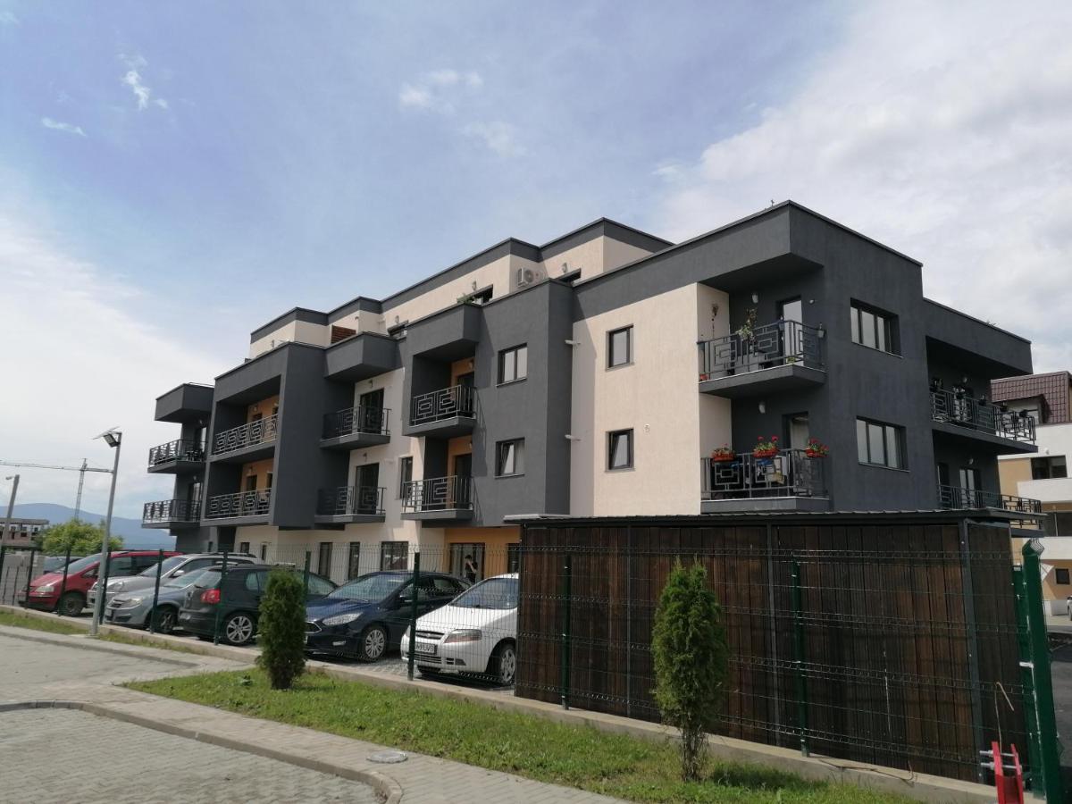 Ama Apartament Cu Terasa 50 Mp & Parcare Brasov Ngoại thất bức ảnh