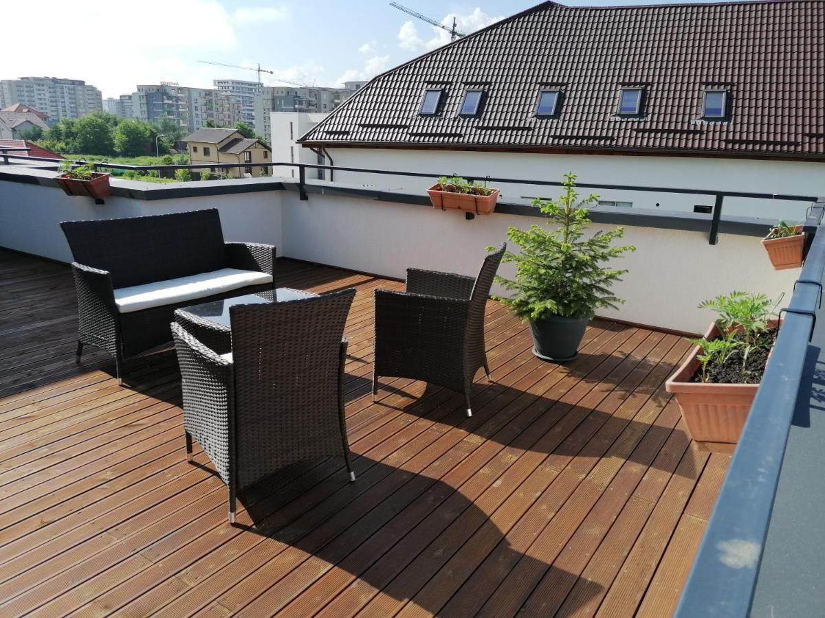 Ama Apartament Cu Terasa 50 Mp & Parcare Brasov Ngoại thất bức ảnh