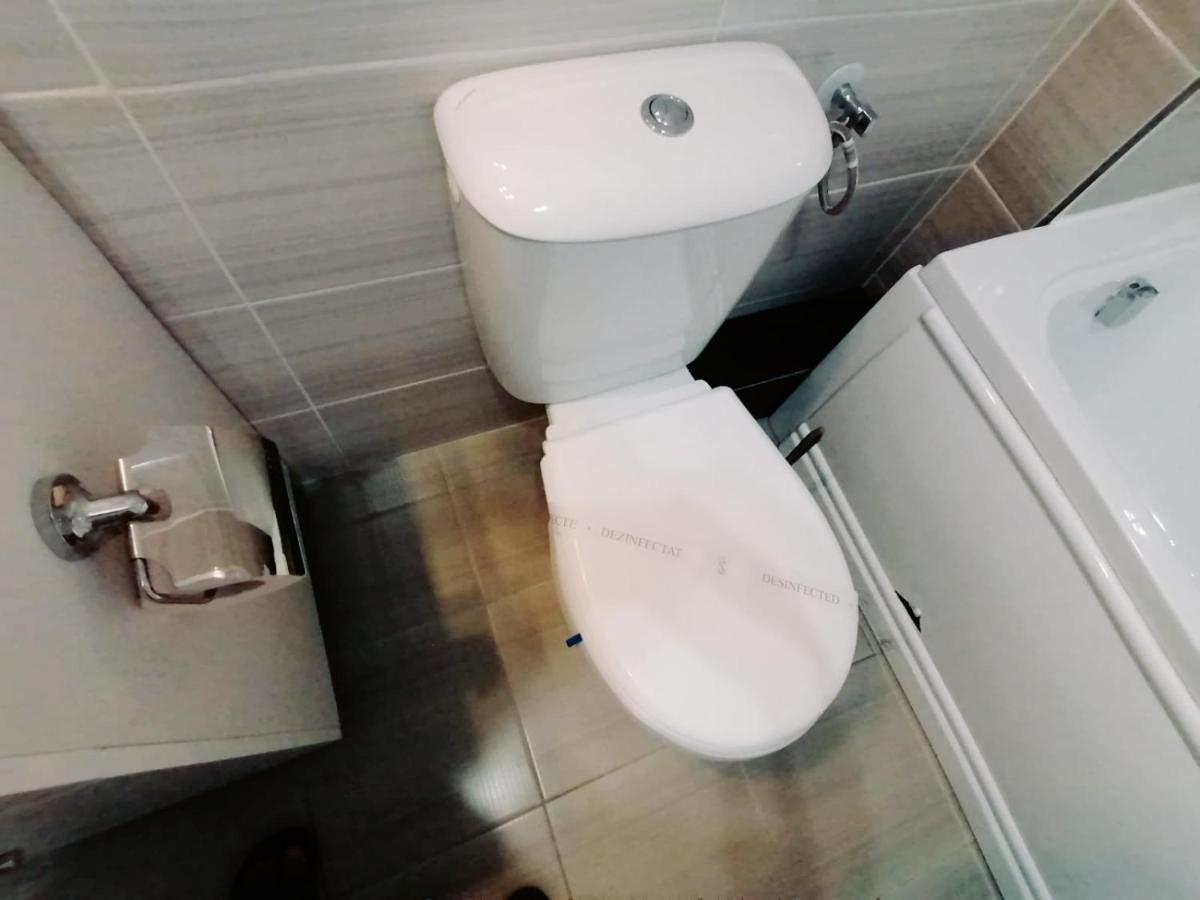 Ama Apartament Cu Terasa 50 Mp & Parcare Brasov Ngoại thất bức ảnh