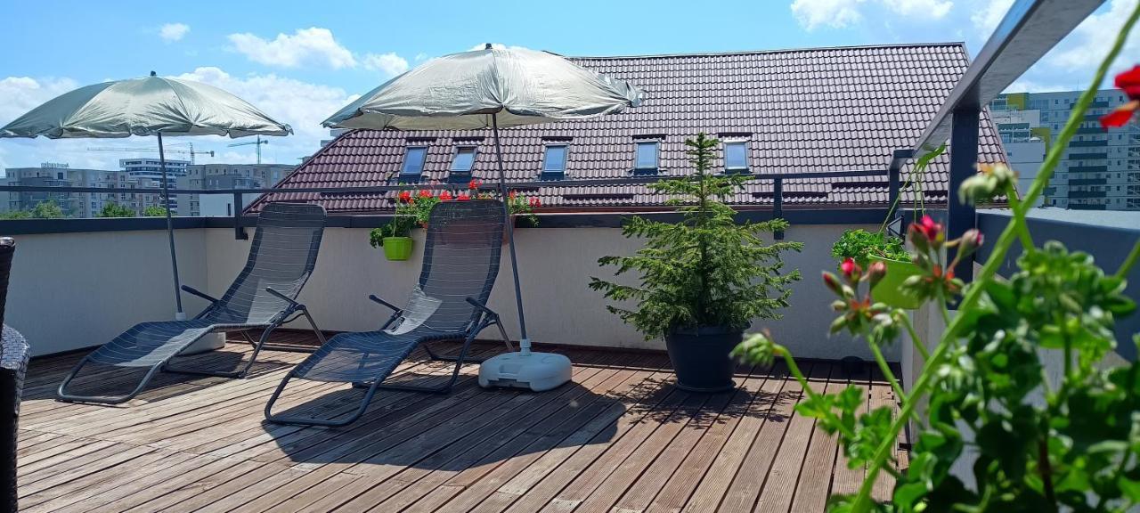 Ama Apartament Cu Terasa 50 Mp & Parcare Brasov Ngoại thất bức ảnh